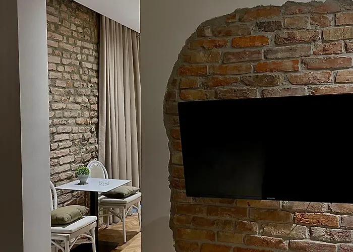 Pekacozyapartaments Gasthuis Tirana